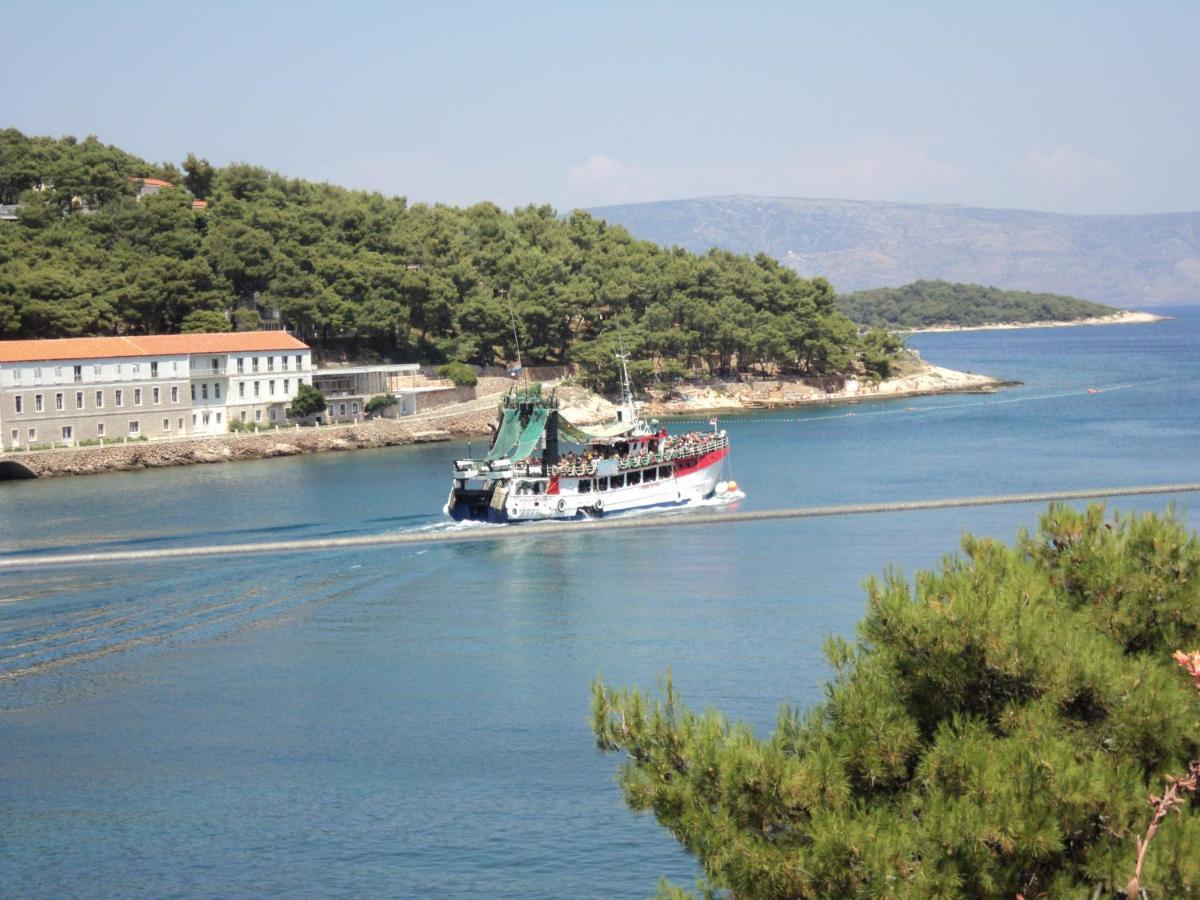 Apartments Rubinic Jelsa  Εξωτερικό φωτογραφία
