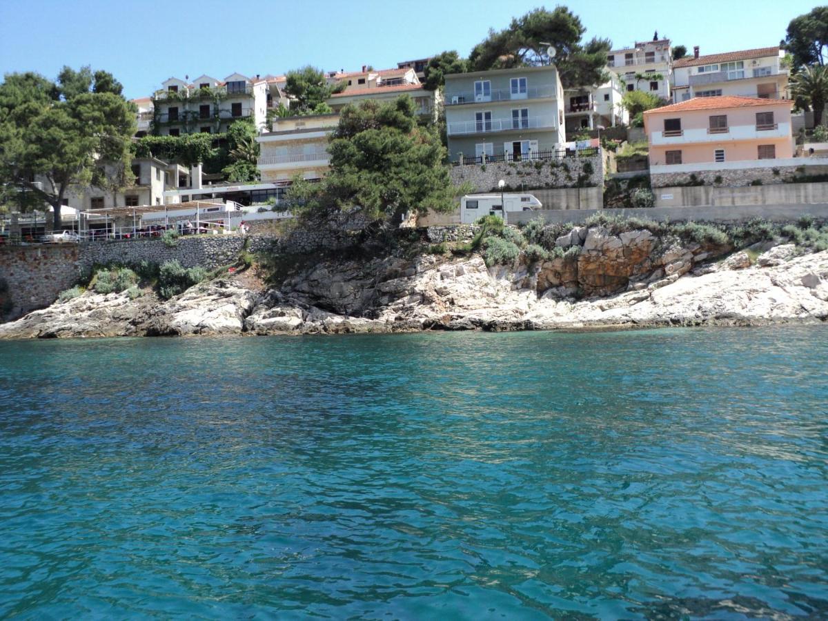 Apartments Rubinic Jelsa  Εξωτερικό φωτογραφία