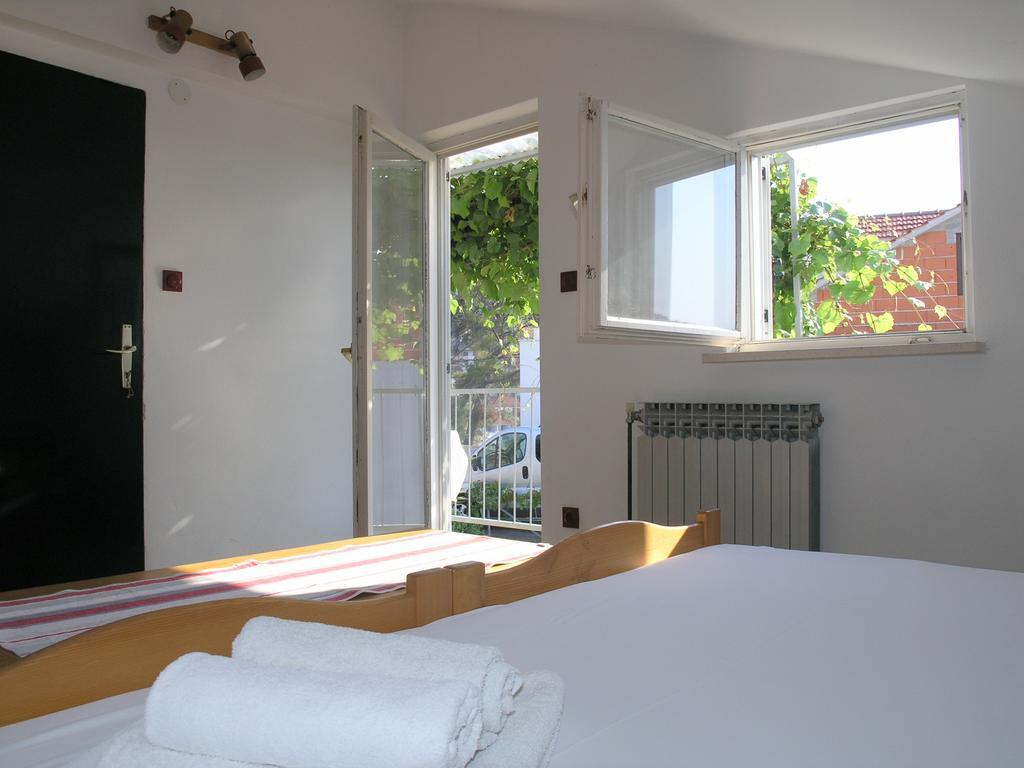 Apartments Rubinic Jelsa  Δωμάτιο φωτογραφία