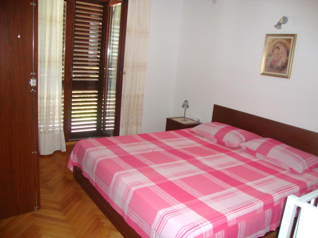 Apartments Rubinic Jelsa  Δωμάτιο φωτογραφία