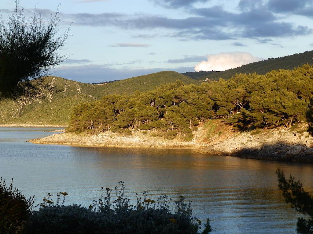 Apartments Rubinic Jelsa  Εξωτερικό φωτογραφία