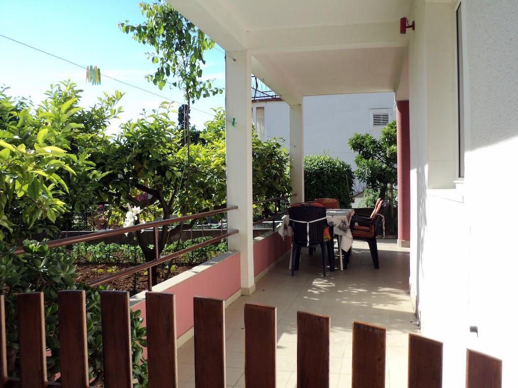 Apartments Rubinic Jelsa  Δωμάτιο φωτογραφία
