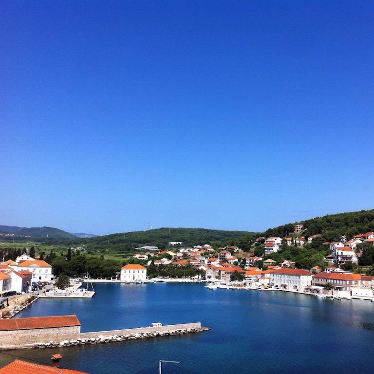 Apartments Rubinic Jelsa  Δωμάτιο φωτογραφία