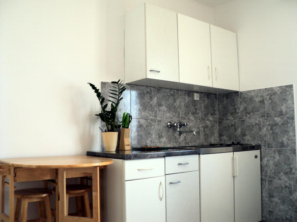 Apartments Rubinic Jelsa  Δωμάτιο φωτογραφία